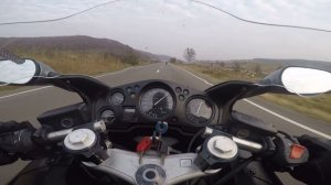 HONDA CBR 1100 XX vs YAMAHA R1