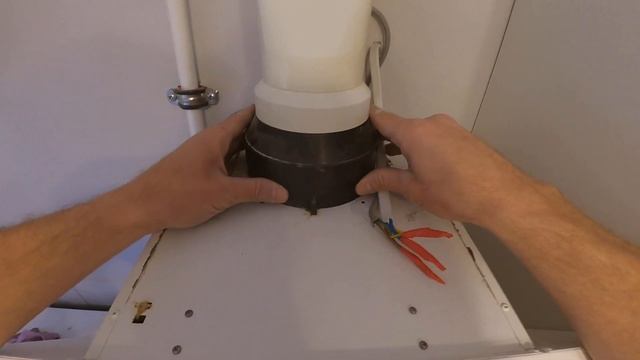 Правильное Подключение Вытяжки на Кухне к вентиляционному каналу. О гофре и коробе.