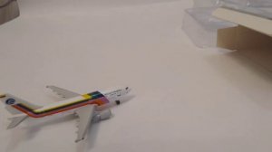 Коллекционная модель самолета Airbus A310-300 Ecuatoriana "Rainbow" 1:500