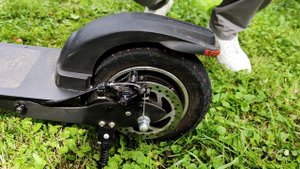 Joyor Y1 - обзор взрослого электросамоката с большими колесами