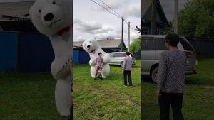 Зажигалочки ? Поздравление от белого медведя