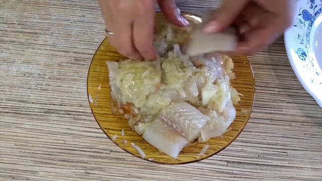 Филе минтая в луковом кляре. Потрясный рецепт!