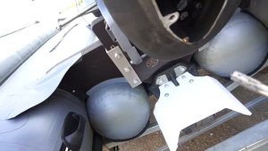 #Лодочный мотор #Mikatsu40 установили в Yamaha центре #водомет, перетянули резьбу.