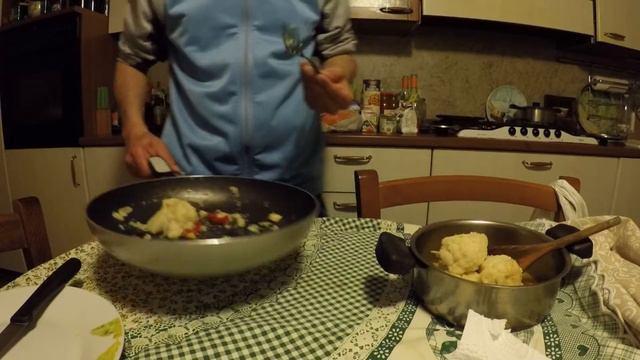 Pasta e Cavoli ... Amari??? No!!! al Peperoncino hahahah :) смотреть онлайн