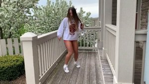 Девушки танцуют Shuffle (танец ногами) НОВОЕ 2020 | Красивые девушки/Зажигательные танцы