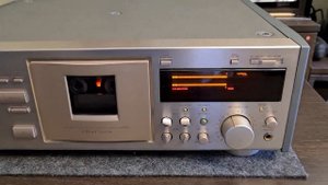 Кассетная дека Teac V 7000