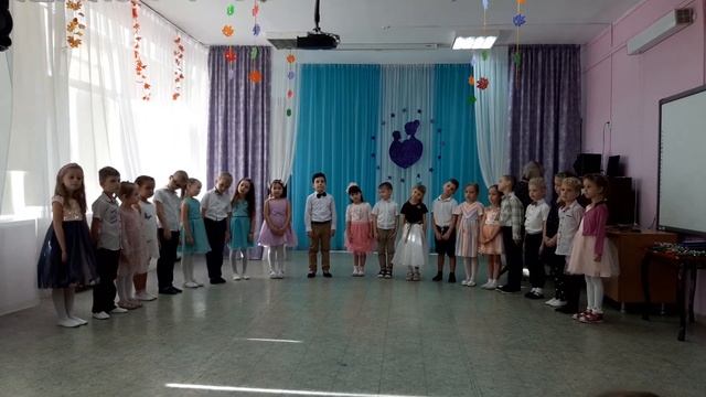 Песня к Дню Матери "Праздничный денек"