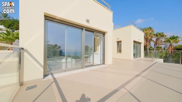 ?2180000€/Элитная недвижимость в Испании/Элитные виллы в Испании/Вилла у моря в Морайре/Коста Бланк