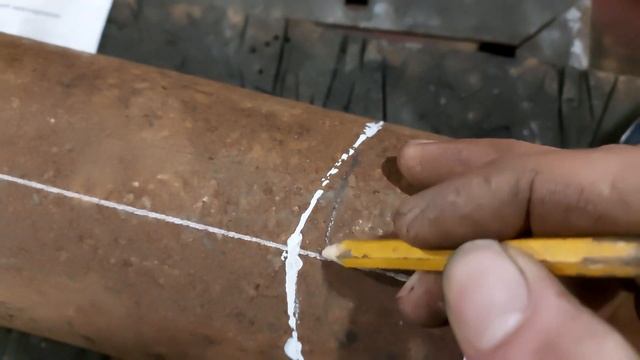 Коліно під 90 градусів з металевої труби для димоходу. смотреть онлайн