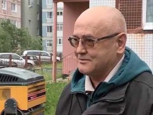 Компания «Уренгойдорстрой» подарила детскому саду «Ивушка» новое дорожное покрытие.