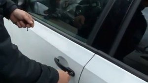 Вскрытие любых замков. Все тут.