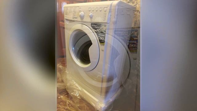 Стиральная машина Indesit IWUB 4085 (CIS) смотреть онлайн