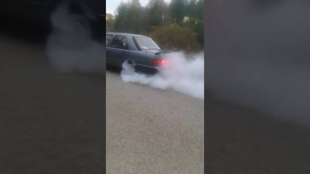 Ford Sierra 2.0 Burnout
