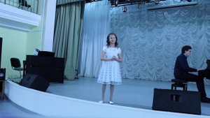 Вика Букреева. муз.Ю.Чичкова,сл.К. Ибряева "Самая счастливая"