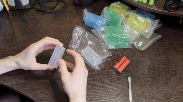 Боксы для аккумуляторов 18650 смотреть онлайн