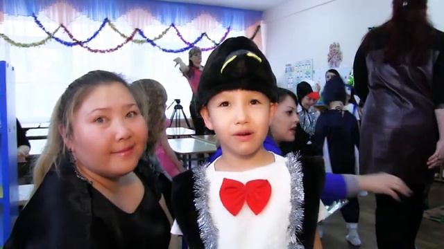 Новогодний утренник детский сад 53 Ярослав часть 1 смотреть онлайн