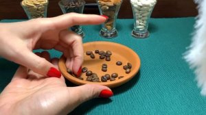 Исполнится ли мое желание Да или Нет. Старинное гадание на бобах. Гадание на семечках 20042021