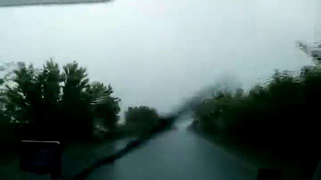 Попали в ливень №2 смотреть онлайн