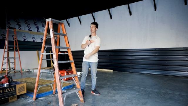 Beautiful SPRAY FOAM?! - Metal Shop Build смотреть онлайн