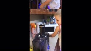 Как приготовить яблочный сок.