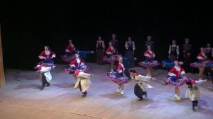 Казаки России. Танец с саблями.