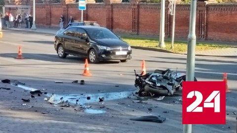 Пассажир внедорожника не пережил столкновения с мотоциклистом - Россия 24