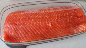 Малосоленая форель