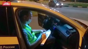 Сотрудник ДПС хотел развести на лишение, но увидел камеру и включил заднюю