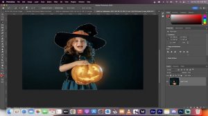 Photoshop 2023 - How To Place Text Behind Subject or Object - 60 Second Tutorial