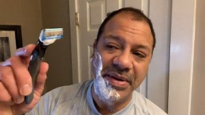 1 blade vs. 7  which shaves better — Blade DE safety razor or Dorco Pace 7 —  average guy tested