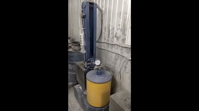 Вакуумный бетоносмеситель-гомогенизатор полимербетона смотреть онлайн