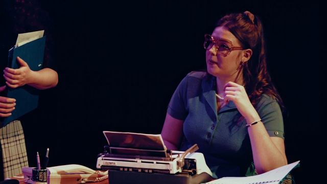 Lavender Woman смотреть онлайн