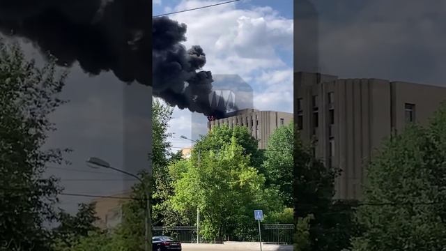 [ Альбом ]
⚡️Столб чёрного дыма поднимается над Москвой - в самом центре столицы пожар

По данным МЧ