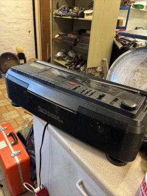 Hitachi TRK-3D3OE 3d стерео радио кассета Rec Boombox-произведена в Сингапуре-1990-год