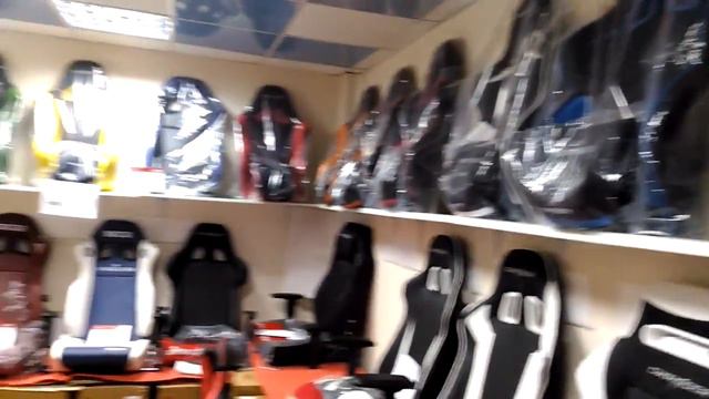 Видео из Шоу-рума RETNE жёлтого DXRacer Racing OHR-131NY