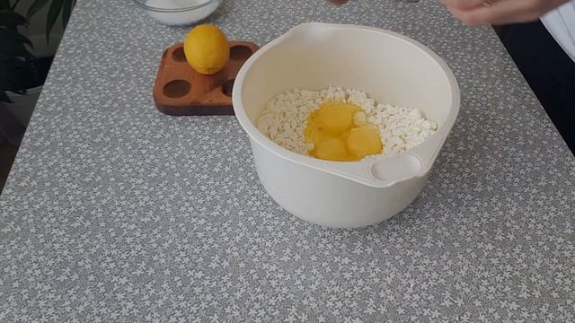 Кулинарный VLOG: печём манник ? и королевскую ватрушку ? смотреть онлайн