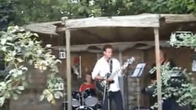 We will Rock you in de Achtertuin смотреть онлайн