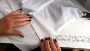 Урок 30. Рубашечный рукав. Обработка манжеты и разреза. Сто Шагов Портного.mp4