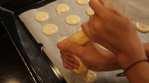 Пирожные МАКАРОН на пшеничной муке / Рецепт /