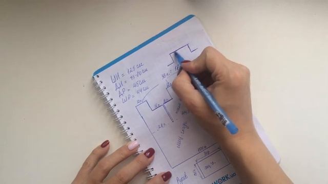 Как связать стильный кардиган спицами? Очень простой мохеровый кардиган с капюшоном спицами.