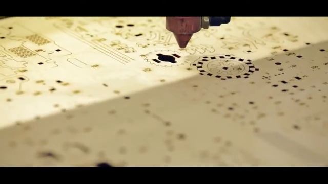 Как изготавливают конструкторы UGEARS? смотреть онлайн