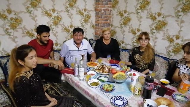 Ну вот и всё, до свидания Денау!!! За всё спасибо всей семье Шавката!!! смотреть онлайн