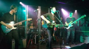 Небо пополам - весна