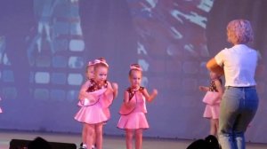 Дискотека малышей. Подготовишки. "Танец для мамы". Дворец детского творчества. Таганрог. 25.11.2023