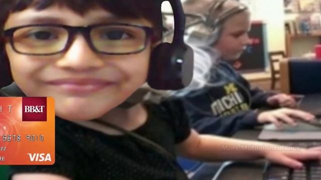 Вот, что происходит, когда покупаешь карту "Акула" (ПЕРЕВОД НА РУССКИЙ) смотреть онлайн