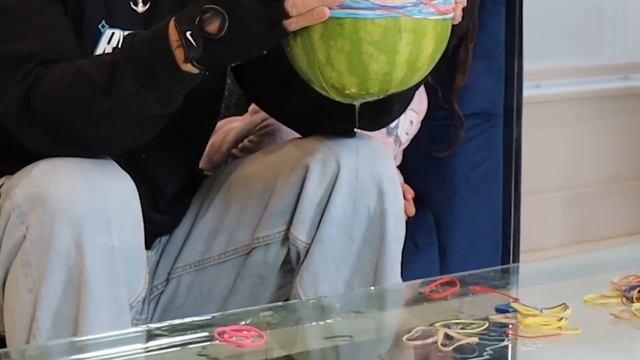 EXPLOTAMOS UNA SANDÍA CON KIMA Y JUANITO 😱 🍉 Juan de Dios Pantoja смотреть онлайн