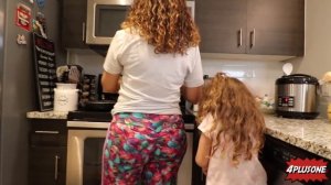 ADOPTAMOS 2 NIÑOS POR 24 HORAS| LORENZO Y DANIELA SE PONEN CELOSOS|4PLUSONE