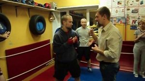 Ботаник бородач против гопника бородача))