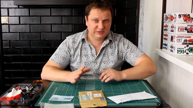 Зачем нужны табачные декали для моделей Формулы 1