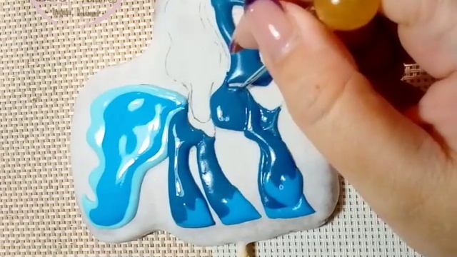 ИМБИРНЫЕ ПРЯНИКИ. Топпер Пони Луна смотреть онлайн